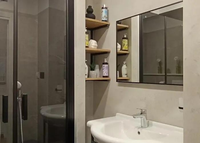Mandrac With Sea View And Free Parking Apartamento Opatija
