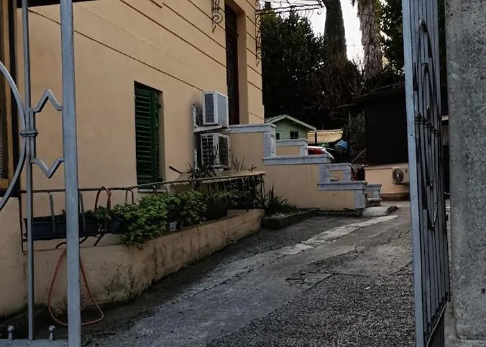 Mandrac With Sea View And Free Parking *