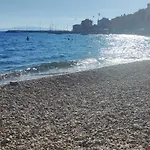 Mandrac With Sea View And Free Parking Апартаменты