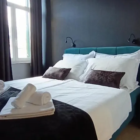 Mandrac With Sea View And Free Parking Abbazia