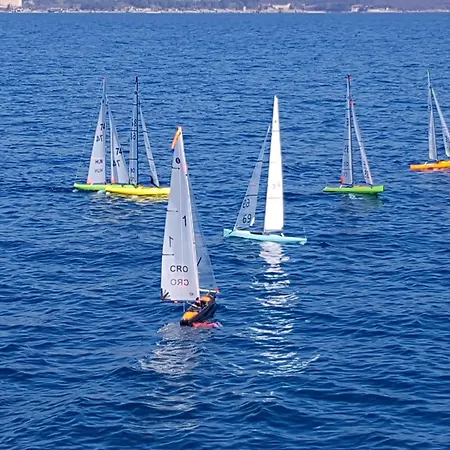 Appartamento Mandrac With Sea View And Free Parking
