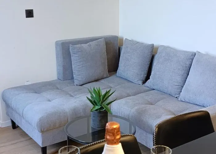 דירה Mandrac With Sea View And Free Parking אופטיה