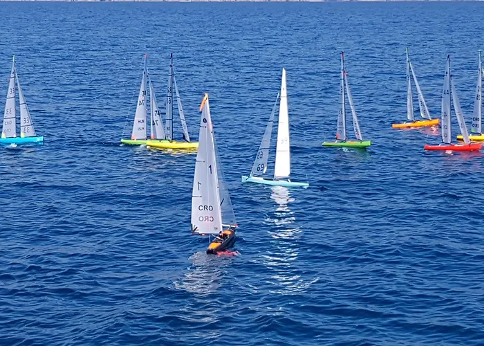 דירה Mandrac With Sea View And Free Parking